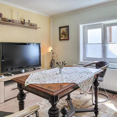 Tatil Evi Beautiful In With Kitchen Erfurt