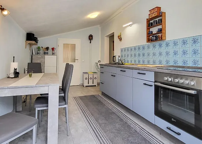 Beautiful In With Kitchen Vakantiehuis